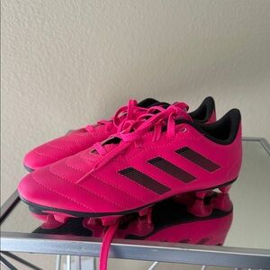 Girls Adidas Bright Pink Soccer Cleats